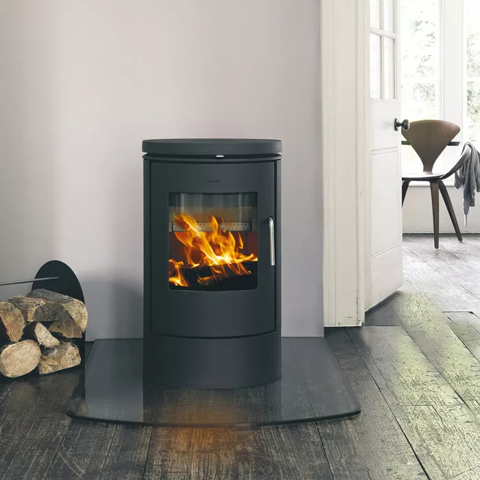 Cast iron stove Morso 6140 on base. Photo 4