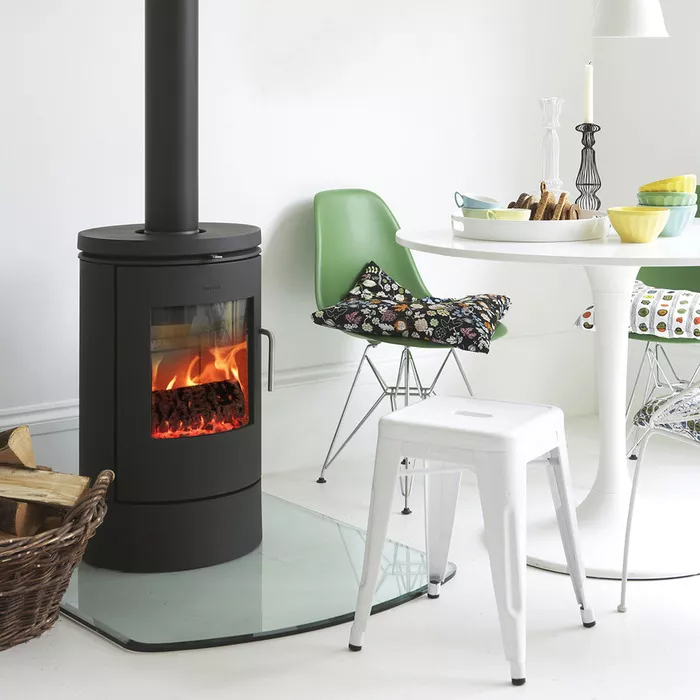 Cast iron stove Morso 6140 on base. Photo 8