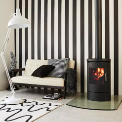 Cast iron stove Morso 6140 on base. Photo 5