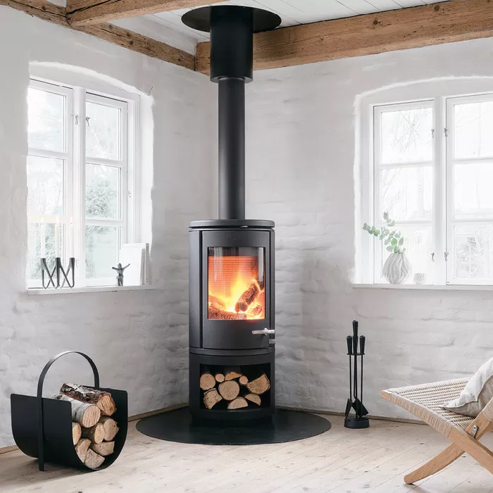 Cast iron stove Morso 7843 with wood storage box. Photo 4