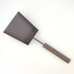 Szufelka do kominka SAVEN Shovel S (30cm) black. Zdjęcia 5